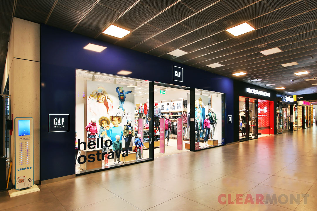 GAP a Under Armour - OC Nová Karolina Ostrava