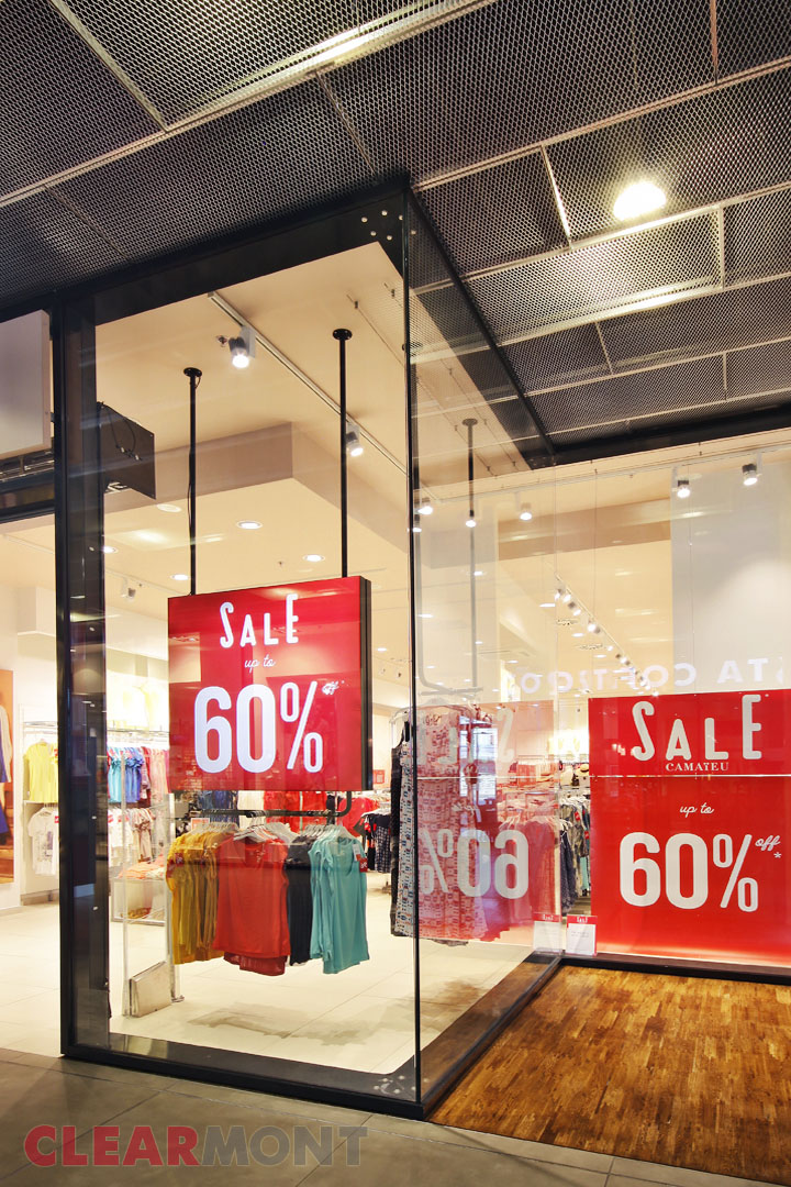 OC Nová Karolina Shopfronty